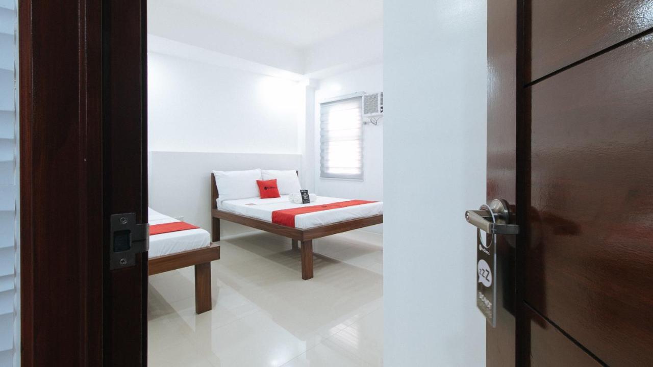 Reddoorz Plus At Dbuilders Poblacion Bgc Taguig Εξωτερικό φωτογραφία