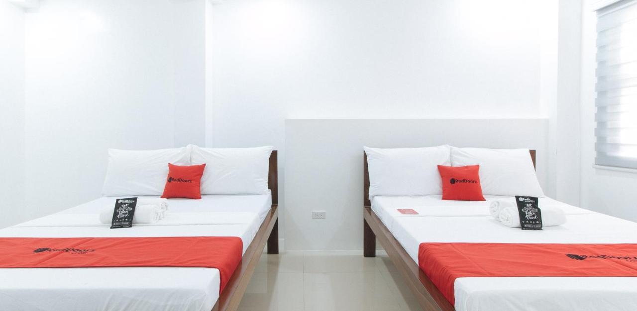 Reddoorz Plus At Dbuilders Poblacion Bgc Taguig Εξωτερικό φωτογραφία
