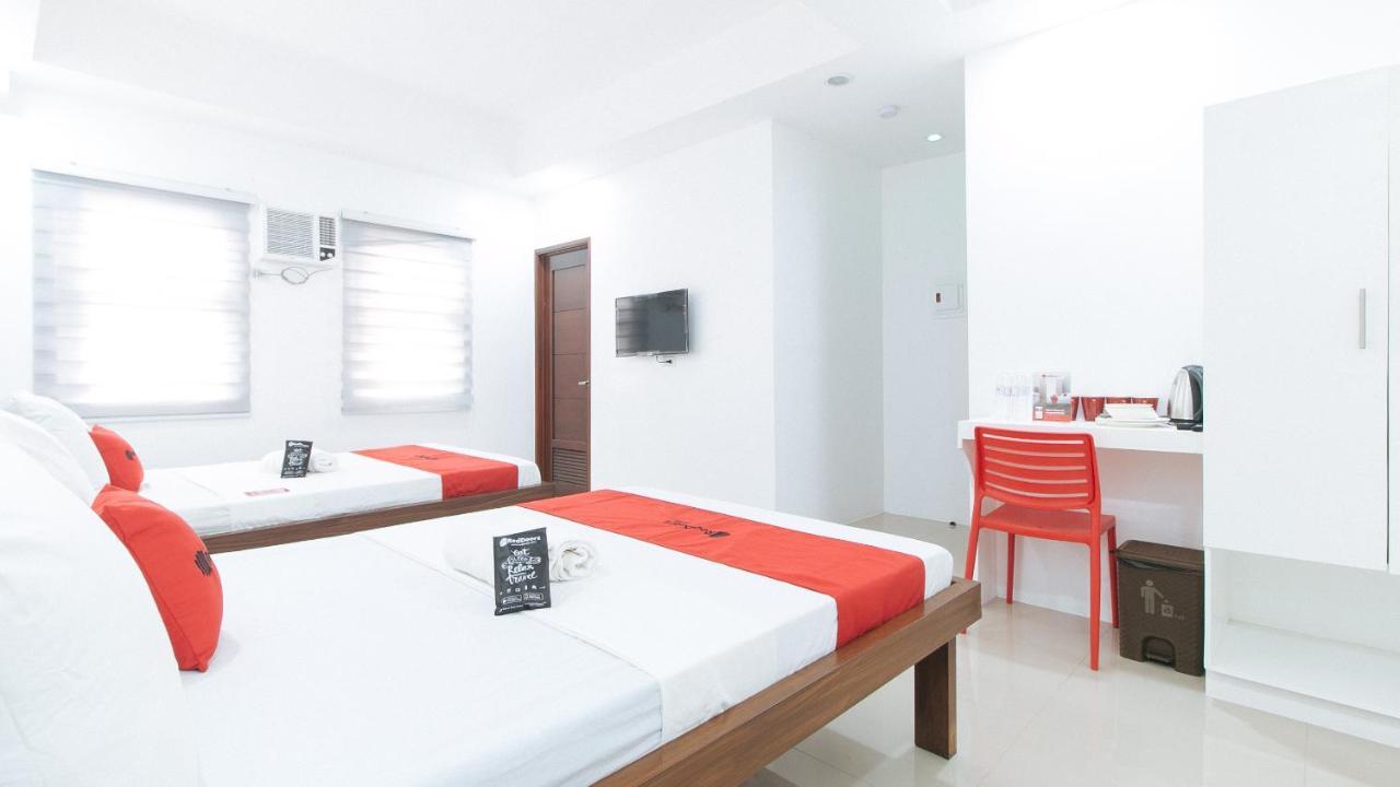 Reddoorz Plus At Dbuilders Poblacion Bgc Taguig Εξωτερικό φωτογραφία