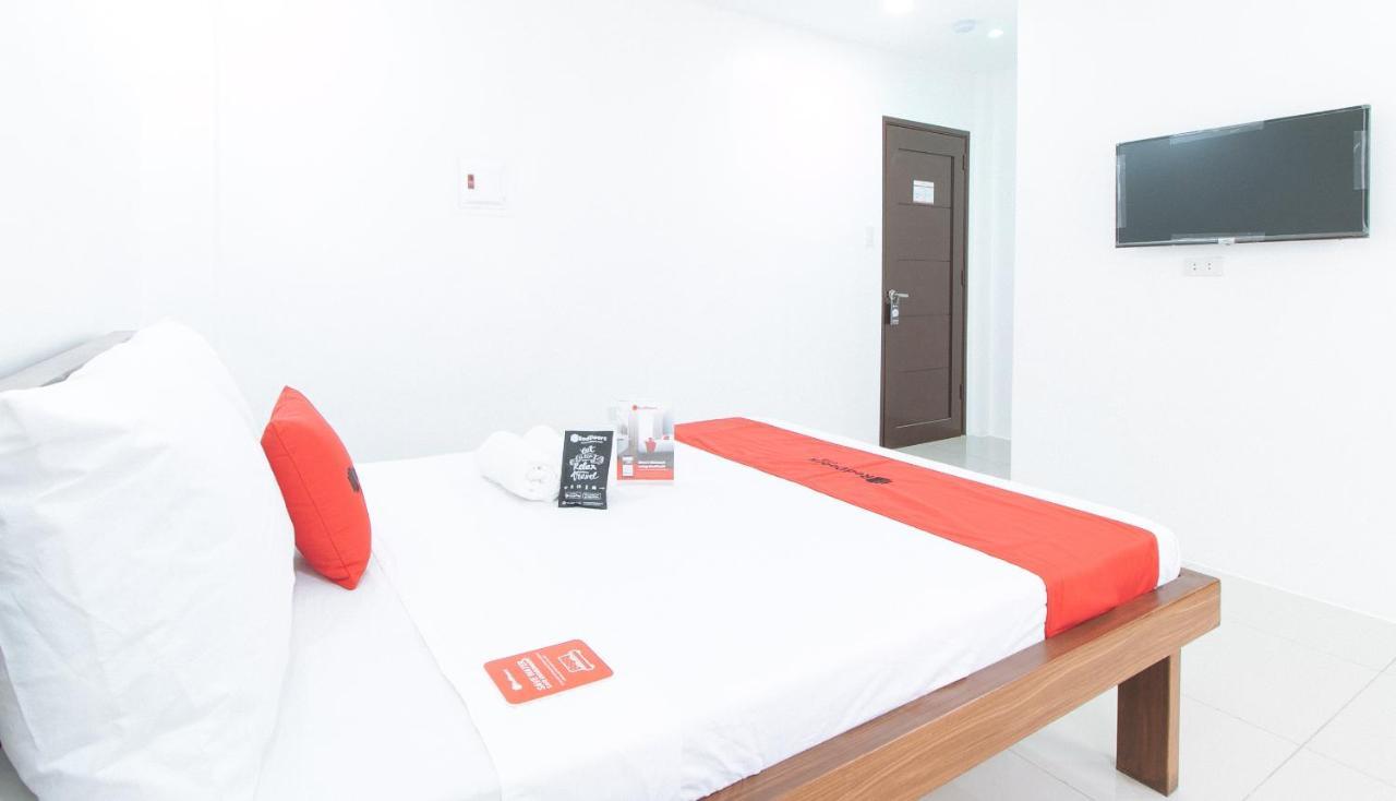 Reddoorz Plus At Dbuilders Poblacion Bgc Taguig Εξωτερικό φωτογραφία
